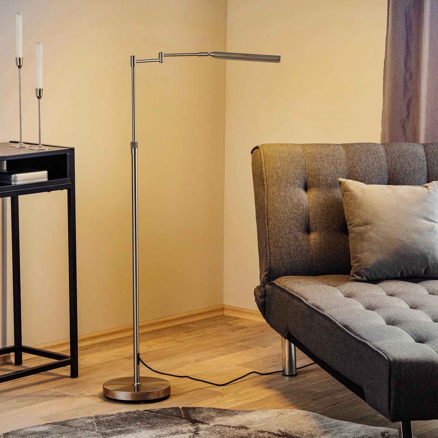 Lampadaire LED Nami Avec Variateur Ă Pied, Nickel - Image 2